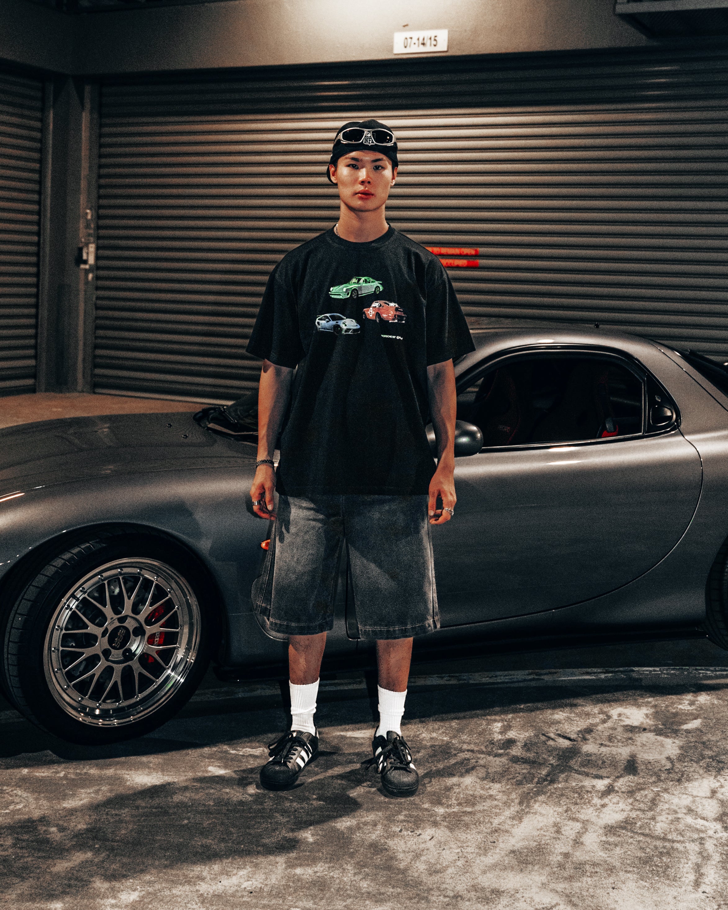 Porsche 911 Tee in Black